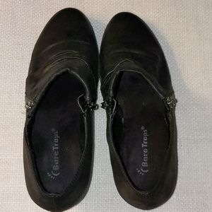 Bare Trap Booties Size 6M